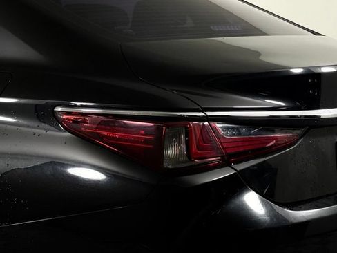 Used 2020 Lexus ES 350 w/ Premium Package FWD image 13