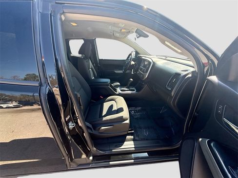 Used 2021 Chevrolet Colorado LT image 25