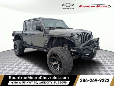 Used 2021 Jeep Gladiator Sport AWD/4WD image 1
