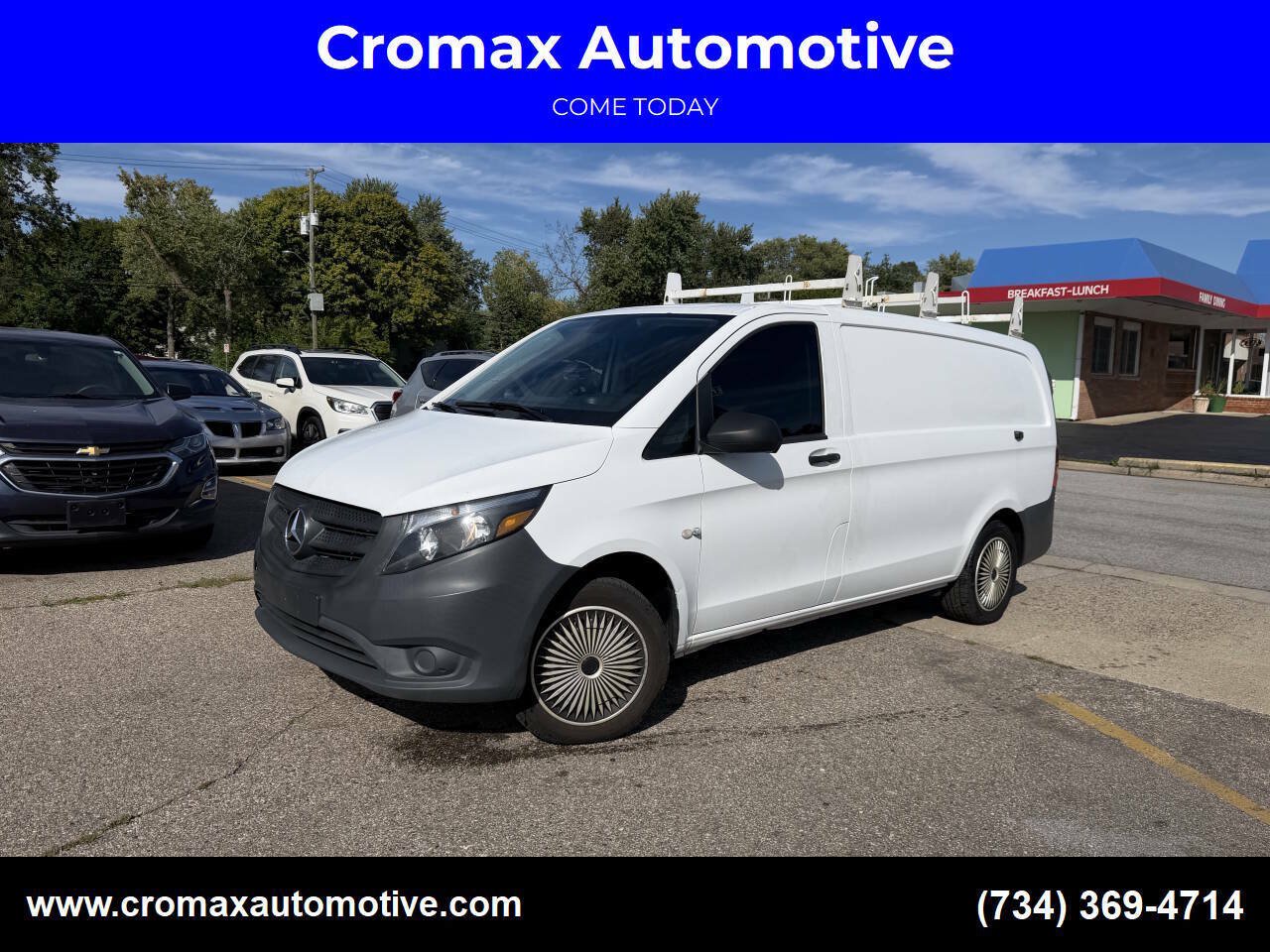 Used 2019 Mercedes-Benz Metris image 1