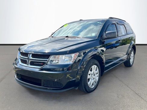 Used 2020 Dodge Journey SE w/ SE Popular Equipment Group FWD image 3