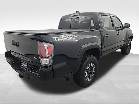 Used 2022 Toyota Tacoma TRD Off-Road w/ Technology Package image 4