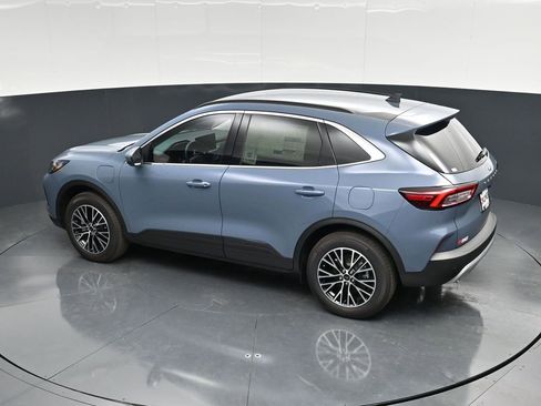 New 2026 Ford Escape SE FWD image 54