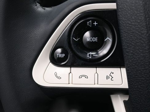 Used 2016 Toyota Prius Three Touring image 16