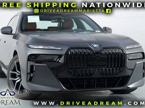 Used 2023 BMW i7 xDrive60 image 2