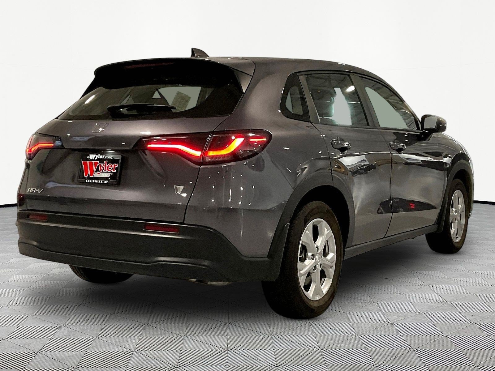 Used 2025 Honda HR-V LX image 6