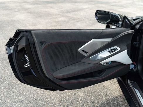 Used 2023 Chevrolet Corvette Stingray Premium Cpe w/ Z51 Performance Package image 14