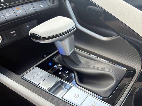 New 2026 Hyundai Elantra Limited FWD image 60