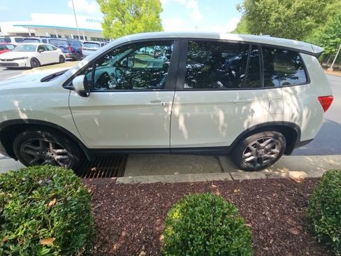 Used 2023 Honda Passport EX-L image 1