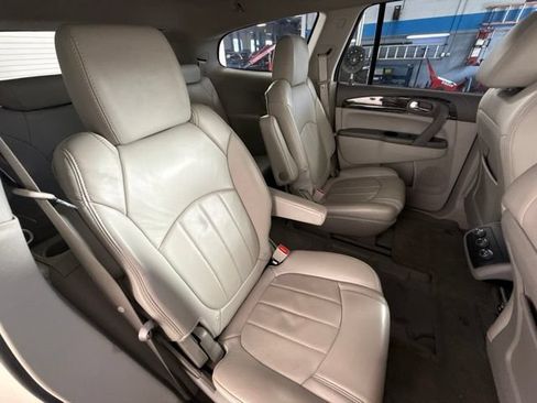Used 2014 Buick Enclave Leather FWD image 32