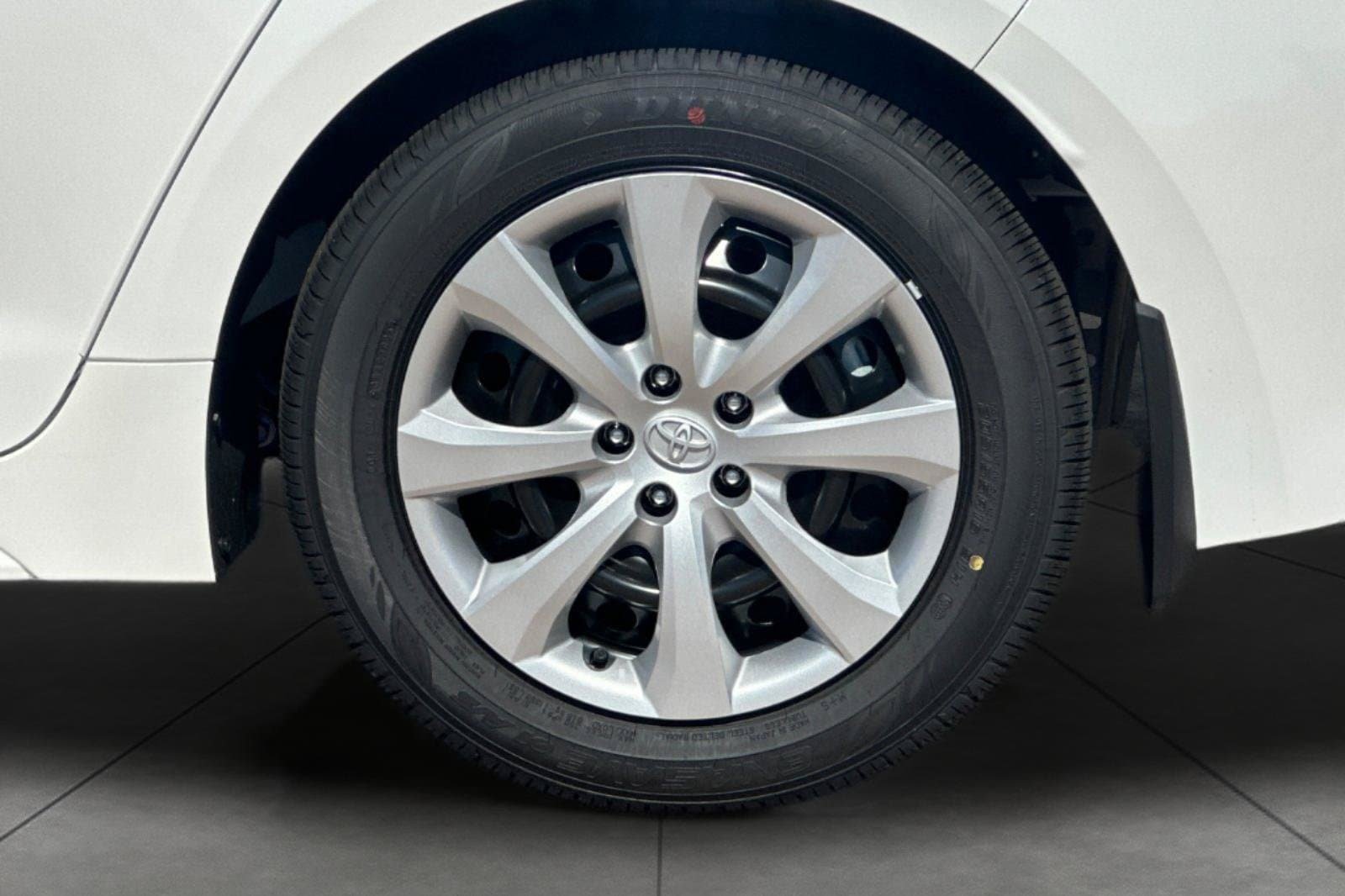 New 2027 Toyota Corolla LE FWD image 31