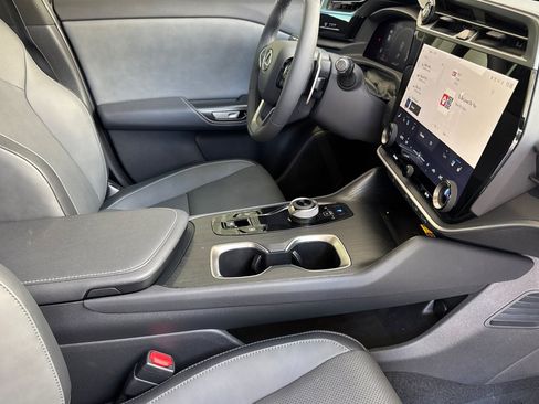 Certified 2026 Lexus RZ 350e 2WD w/ Accessory Package (2T) image 20