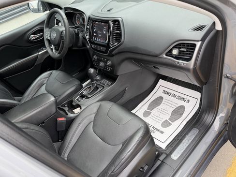 Used 2021 Jeep Cherokee Limited image 20