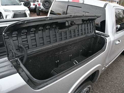 Used 2025 RAM 1500 Limited image 17