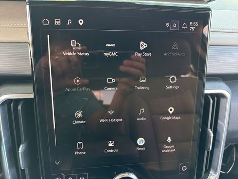 Used 2026 GMC Acadia Elevation w/ Elevation Premium Package FWD image 44