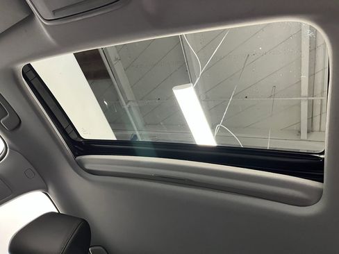 Certified 2025 Acura Integra image 10