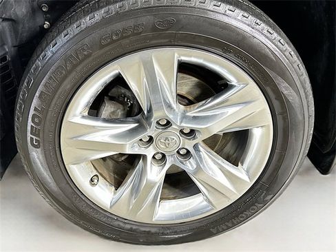 Used 2014 Toyota Highlander Limited image 14