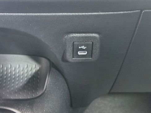 Used 2025 Toyota Corolla LE FWD image 25