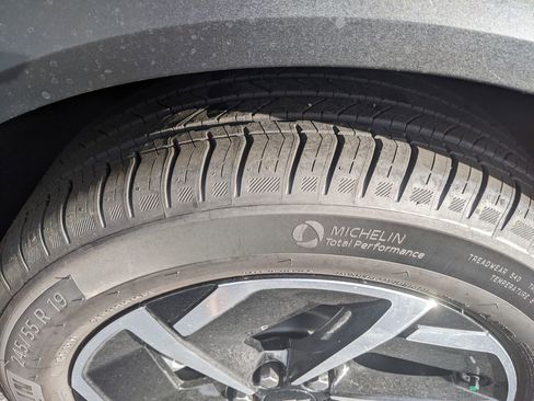 New 2026 Chevrolet Equinox EV LT image 12