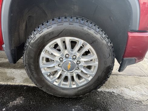 Used 2023 Chevrolet Silverado 2500 High Country image 29