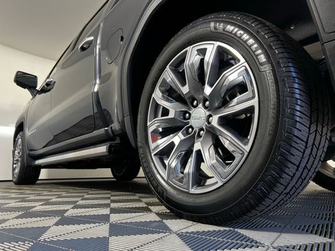 Used 2023 GMC Sierra 1500 Denali w/ Denali Reserve Package image 29