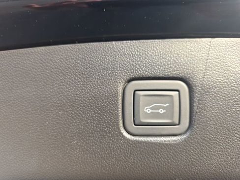 Used 2024 Chevrolet Blazer LT w/ Convenience Package FWD image 14