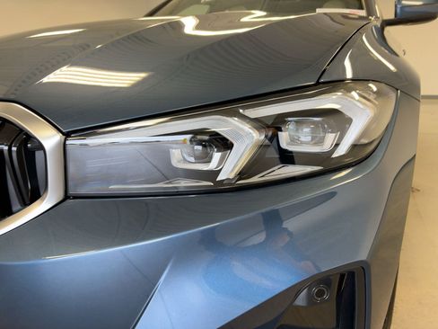 Used 2026 BMW 330i Sedan w/ Convenience Package image 10