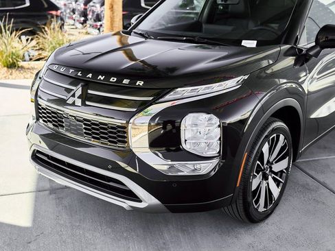 New 2026 Mitsubishi Outlander SE FWD image 5