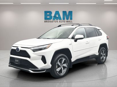 Used 2023 Toyota RAV4 SE w/ Weather & Moonroof Package