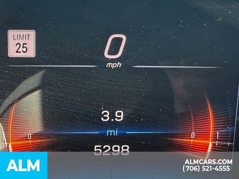 Used 2024 Mercedes-Benz GLC 43 AMG 4MATIC image 31