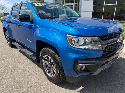 Used 2022 Chevrolet Colorado Z71 AWD/4WD image 4