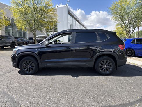 Used 2023 Volkswagen Taos S image 3