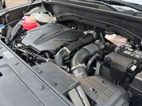 Used 2023 Hyundai Santa Fe Limited image 32