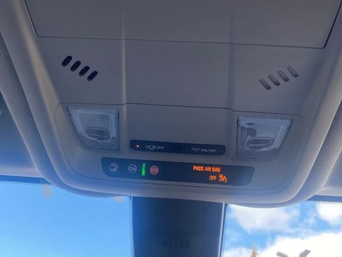 Certified 2024 Chevrolet Equinox LS image 36