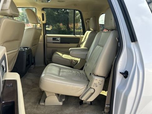 Used 2011 Ford Expedition EL XLT w/ 201A Rapid Spec Order Code image 9
