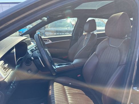 Used 2021 Genesis G70 2.0T w/ Elite Package image 3