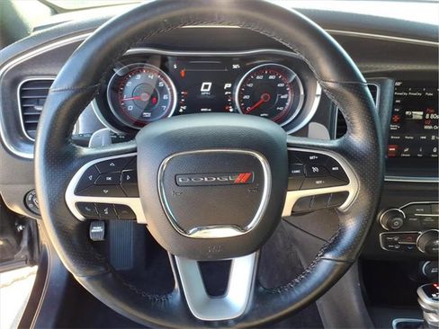 Used 2018 Dodge Charger GT image 19
