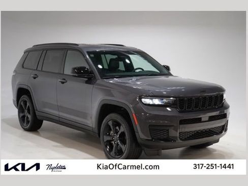Used 2023 Jeep Grand Cherokee L Laredo image 1