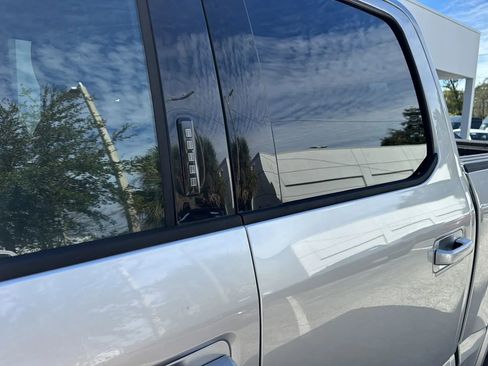 Used 2015 Ford F150 Lariat image 38