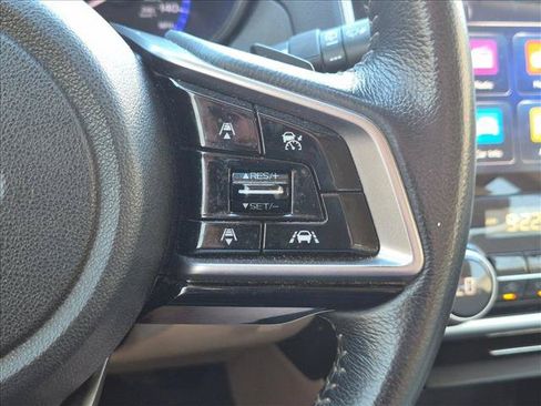 Used 2018 Subaru Outback 2.5i Limited AWD/4WD image 5