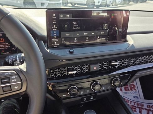 Used 2024 Honda Accord Sport image 18