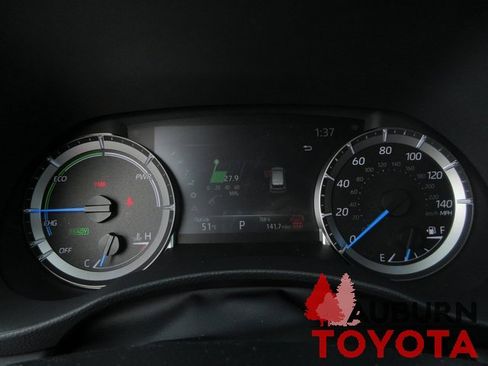 New 2026 Toyota Highlander XLE image 13