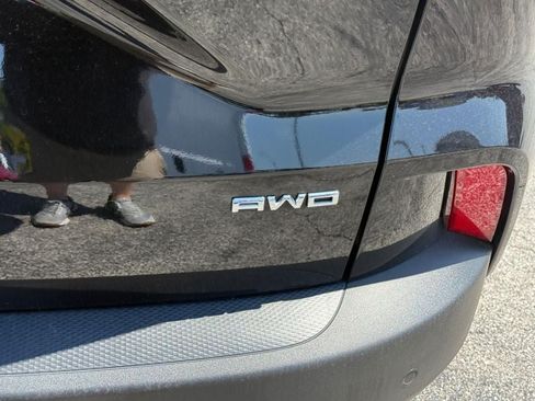 Used 2023 Ford Escape AWD image 5