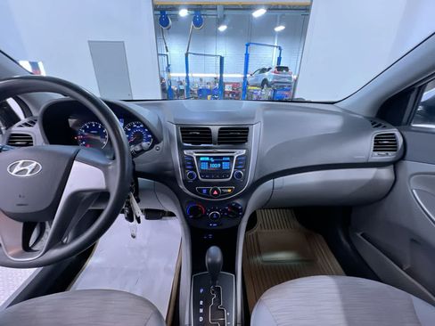 Used 2016 Hyundai Accent SE FWD image 21