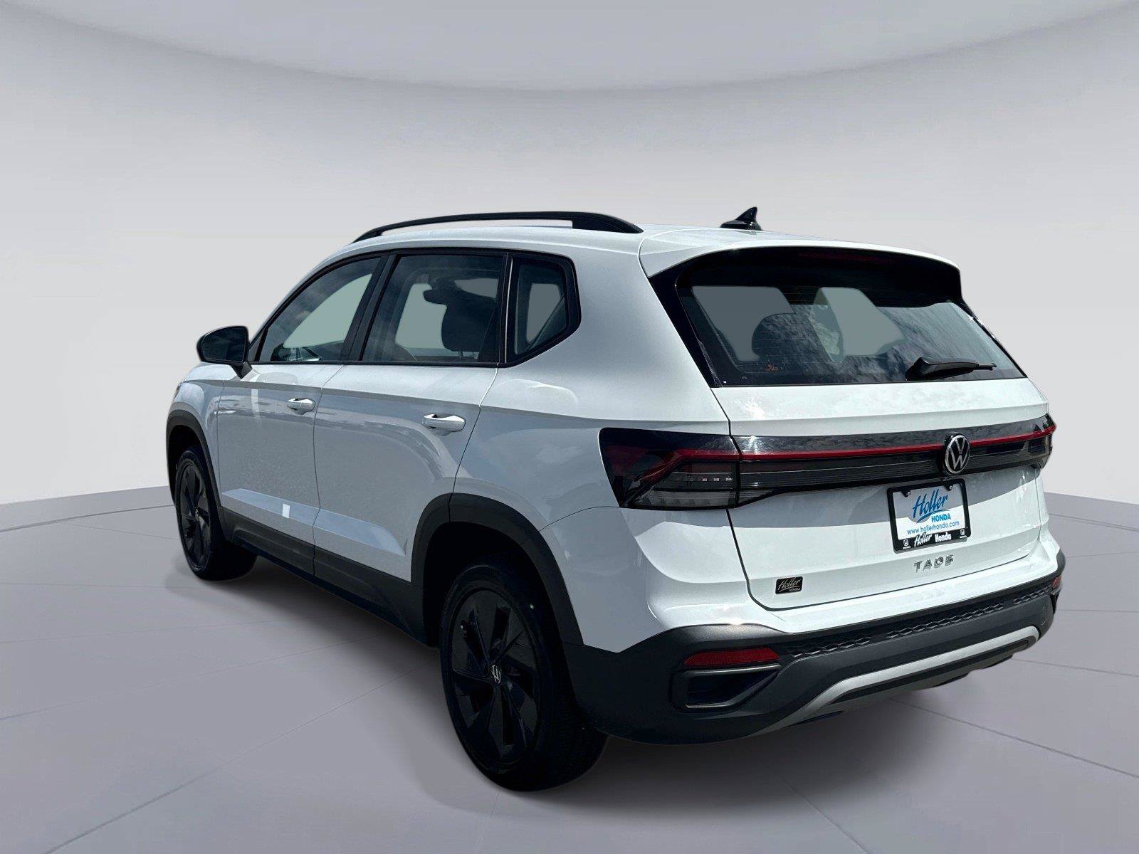 Used 2025 Volkswagen Taos S FWD image 6