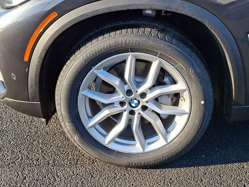 Certified 2022 BMW X5 xDrive40i w/ Premium Package image 8