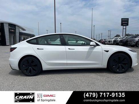 Used 2025 Tesla Model 3 Long Range RWD image 8