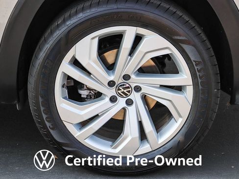 Used 2022 Volkswagen Atlas SE FWD image 13