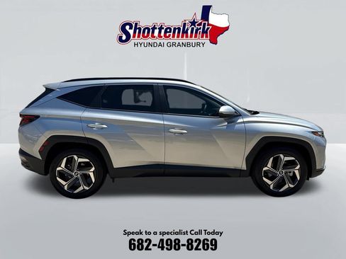 Used 2024 Hyundai Tucson SEL FWD image 5