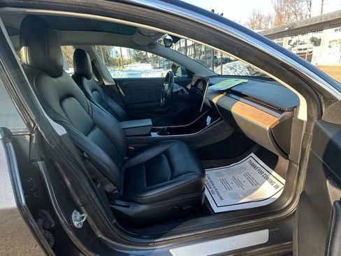 Used 2018 Tesla Model 3 Long Range image 30